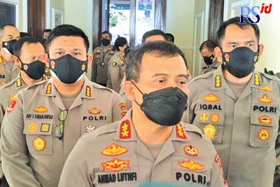 Kapolda Jateng Irjen Pol Ahmad Luthfi bersama para PJU dan kapolres, kemarin. (Istimewa)