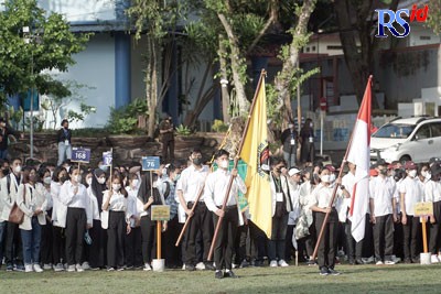 Sebanyak 2.740 mahasiswa UKSW mengikuti Orientasi Mahasiswa Baru (OMB) tahun 2022. (Dhinar Sasongko/Jawa Pos Radar Semarang)