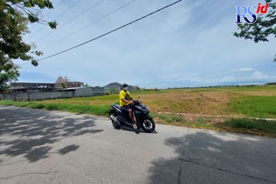 Luas lahan pertanian di Kabupaten Demak makin menyempit seiring dengan laju pertumbuhan penduduk dan kebutuhan permukiman. Karena itu, perlu tekhnologi untuk menentukan lahan baku sawah agar tepat sasaran dalam penetapan lahan sawah yang dilindungi. (Wahi