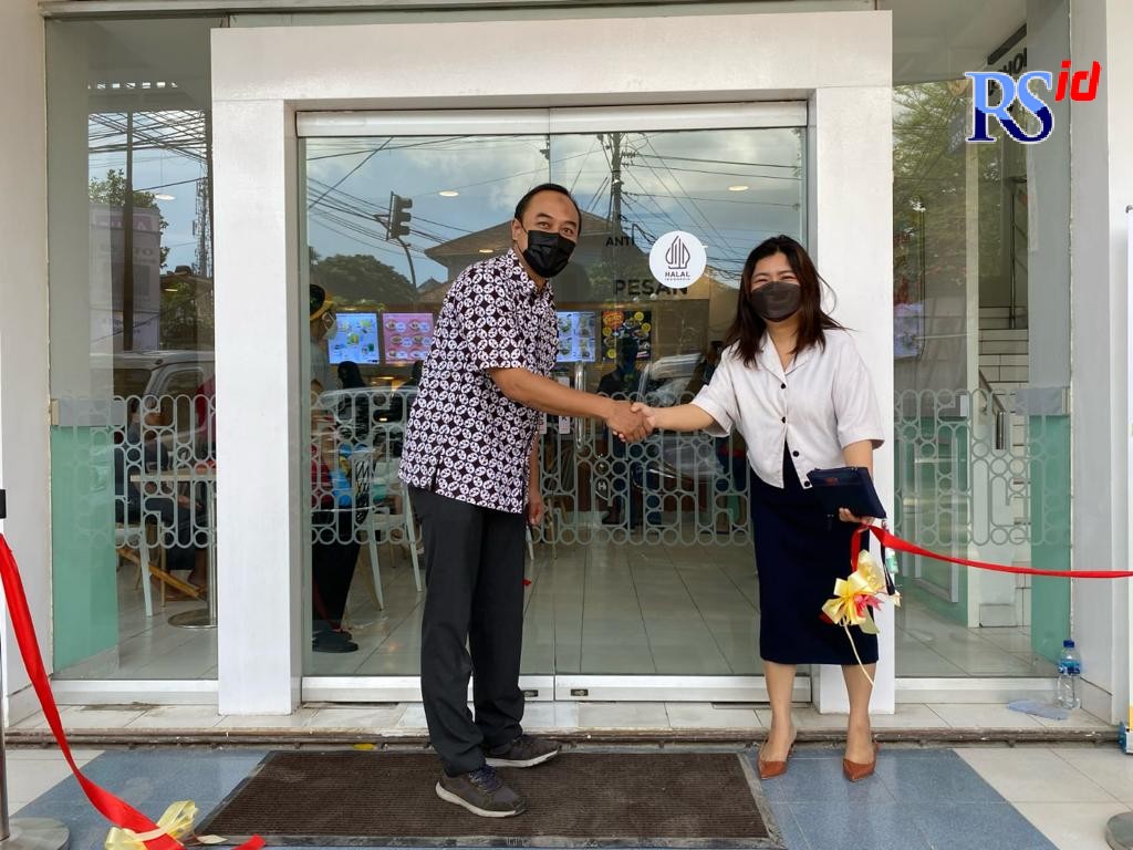 HokBen resmi membuka gerai di Jalan Diponegoro Salatiga. (Dhinar Sasongko/Jawa Pos Radar Semarang)