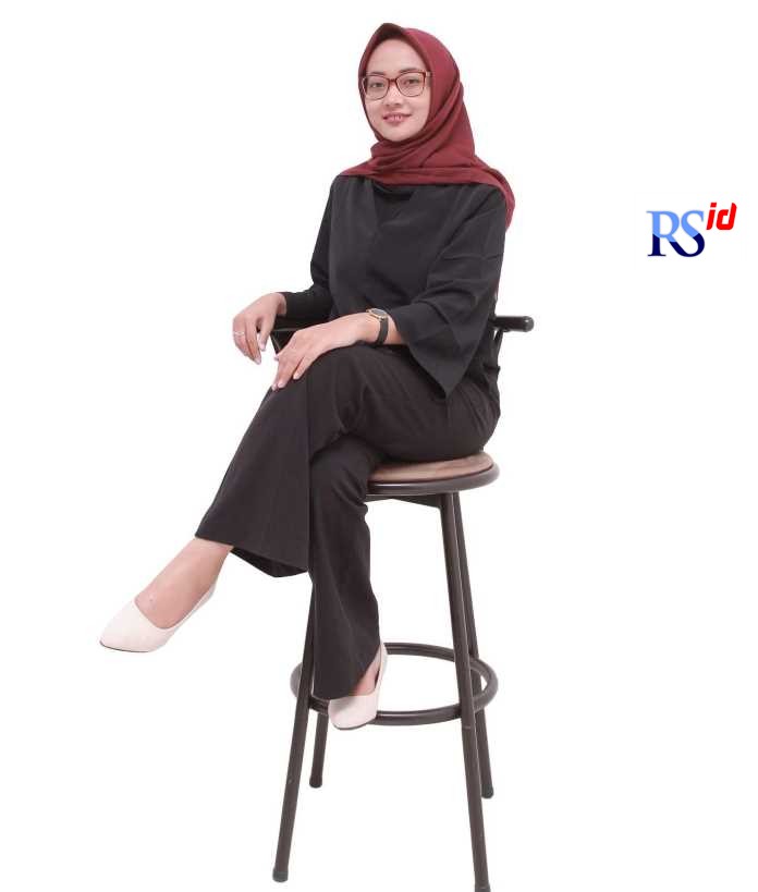 Dosen Muda Undip, Marta Widyawati