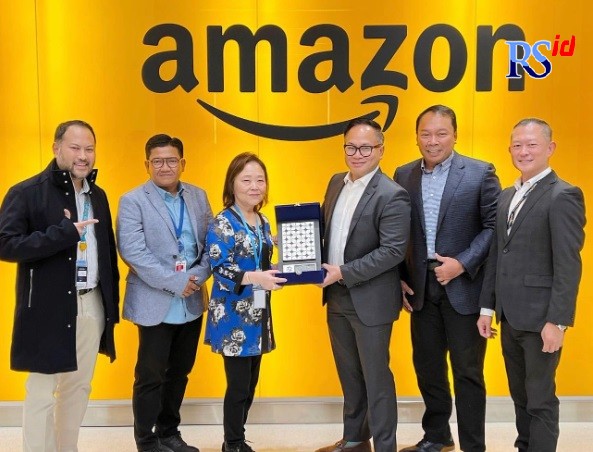 Jasa Raharja bersama Amazon Web Services (AWS), melakukan penandatanganan perjanjian kerja sama terkait pengembangan artificial intelligence (AI)/ML for safety campaign, dan Co Innovation Lab and culture of innovation, di Amazon JFK 14 Office, New York, pada Senin (7/11/2022)