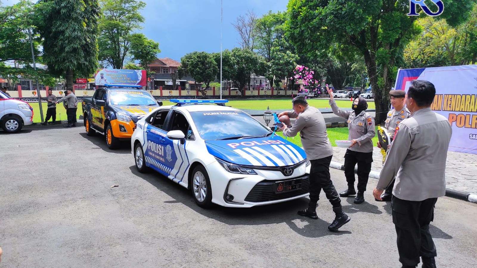 Polres Salatiga menerima empat bantuan kendaraan operasional. (Dhinar Sasongko/Jawa Pos Radar Semarang)