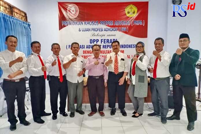 Peserta PKPA kerjasama Unikal dan Ferari saat berfoto bersama. (Lutfi Hanafi/Jawa Pos Radar Semarang)