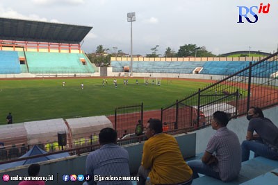 Stadion Moch. Soebroto Kota Magelang. (ROFIK SYARIF G P/JAWA POS RADAR SEMARANG)