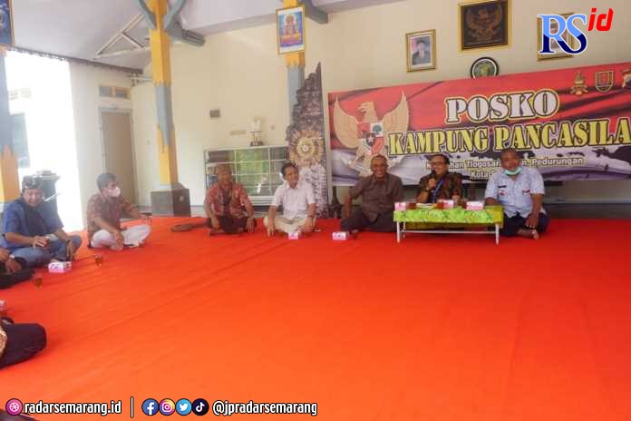 Posko Kampung Pancasila di RW 18 Kelurahan Tlogasari Kulon yang sering digunakan untuk keperluan warga. (Istimewa)