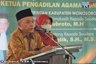 Ketua PA Wonosobo Abdul Malik saat mengenalkan diri dalam ramah tamah yang digelar di pendopo belakang kantor bupati Wonosobo Kamis (8/12). (Istimewa)