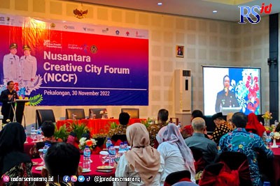 Wali Kota Pekalongan, HA Afzan Arslan Djunaid saat menghadiri Nusantara Creative City Forum (NCCF) pada Rabu (30/11). (Lutfi Hanafi/Jawa Pos Radar Semarang)