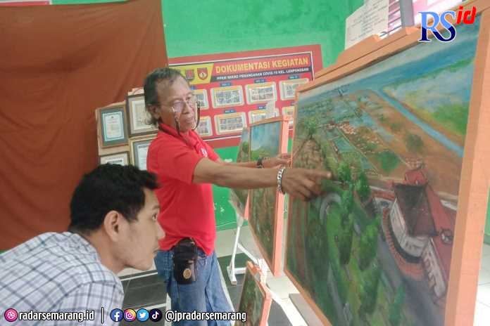 Suasana pameran lukisan Desa Eksotik Lempongsari di Balai Kelurahan Lempongsari, Senin sore (5/12). (FIGUR RONGGO WASSALIM/JAWA POS RADAR SEMARANG)