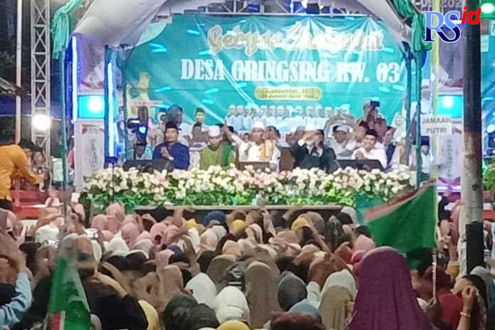 Suasana pengajian yang digagas emak-emak warga Desa Gringsing, Kecamatan Gringsing . (Istimewa)