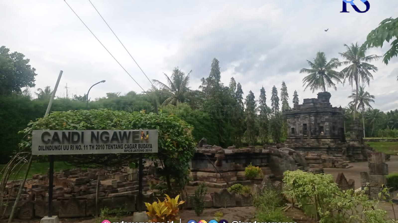 Suasana di Candi Ngawen terasa sejuk, karena di sekitar kawasan ini terdapat banyak tanaman hijau. (DHEA AMANDA RAHMATIKA/JAWA POS RADAR SEMARANG)
