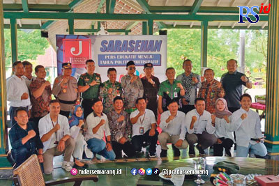 Sejumlah wartawan Wonosobo bersama Forkompimda dalam peringatan HPN. (Istimewa)