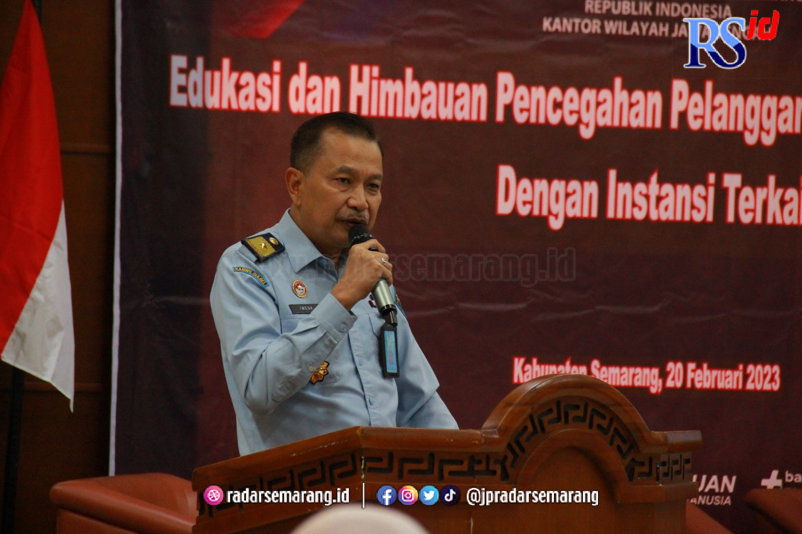 Kepala Divisi Pelayanan Hukum dan HAM, Nur Ichwan memberikan edukasi dan imbauan tentang Pencegahan Pelanggaran HKI dengan Instansi terkait, Senin (20/2). (Istimewa)