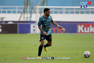 Vitinho mengalami cedera hamstring dan terpaksa tidak diboyong ke Cikarang menghadapi bHAYANGKARA fc (1/3/2023) besok. (Baskoro Septiadi/Jawa Pos Radar Semarang)