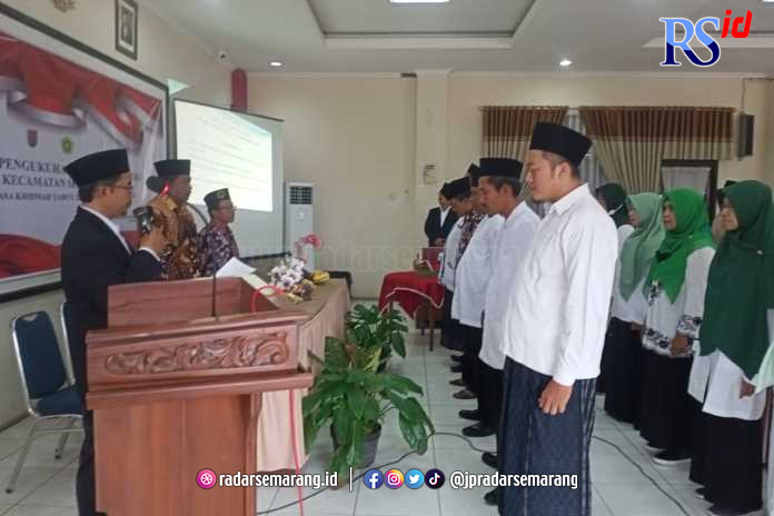 Suasana pengukuhan pengurus Badko LPQ Kecamatan Semarang Timur di aula kecamatan, Minggu (5/1). (Istimewa)