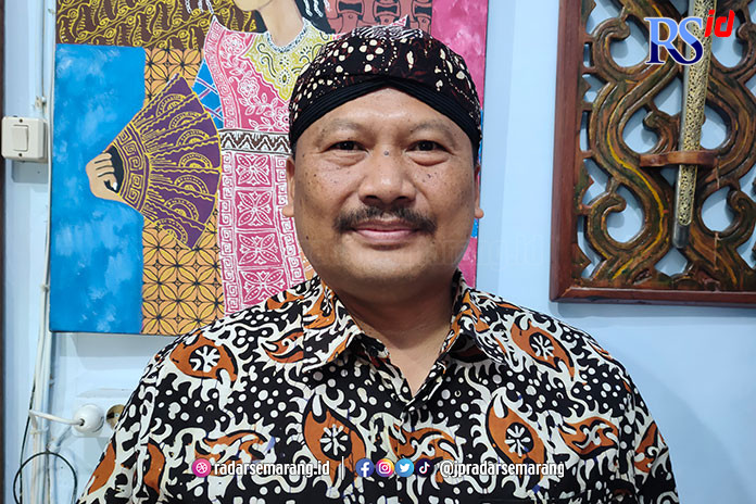 Dewan Penasehat Sang Pamongmong Kabupaten Batang Agung Wisnu Bharata. (RIYAN FADLI/JAWA POS RADAR SEMARANG)