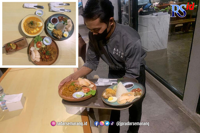 Masakan khas Malaysia seperti nasi lemak, mie mamak dan kari laksa, menjadi andalan di Langit Senja Café. (Dhinar Sasongko/Jawa Pos Radar Semarang)