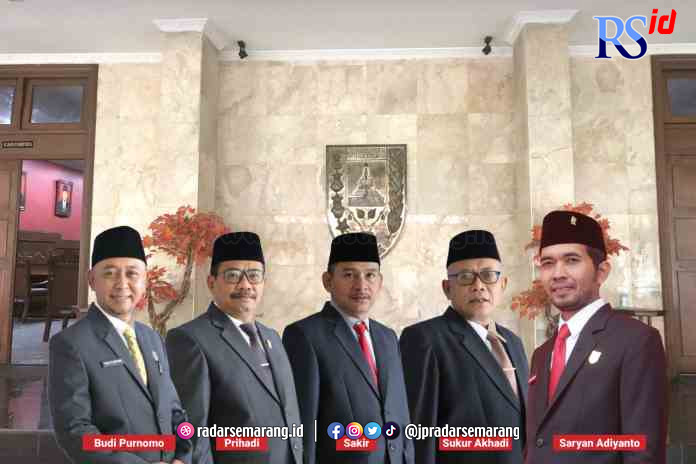 APRESIASI HUT MUNGKID: Ketua DPRD Kabupaten Magelang dan para pimpinan komisi.(IST)