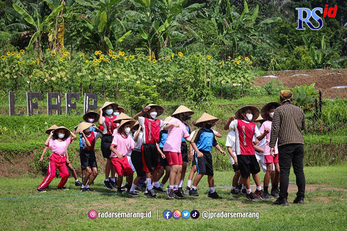 Paket wisata edukasi bagi para siswa yang dikembangkan di Desa Wisata Lerep, Kecamatan Ungaran Barat, Kabupaten Semarang. (NURFAIK NABHAN/Jawa Pos Radar Semarang)
