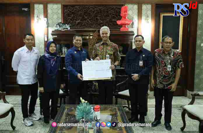 PENINJAUAN LAPANGAN : Perwakilan Kementan RI Agustini Irmawati bersama tim dari Sesmil Presiden usai kegiatan verifikasi dan peninjauan lapangan terkait usulan tersebut pada Rabu (5/4/2023). (ISTIMEWA)