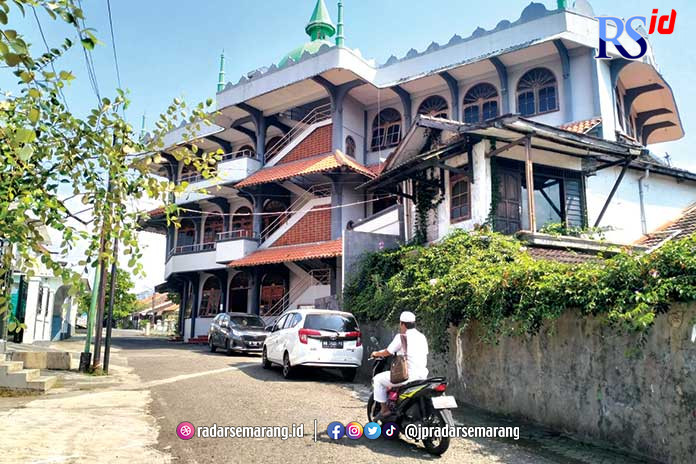 Pondok Pesantren Shirothol Mustaqim Semarang yang saat memiliki santri dari berbagai daerah. (FIGUR RONGGO WASSALIM/JAWA POS RADAR SEMARANG)