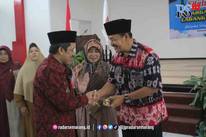 SILATURAHMI : PGRI Kabupaten Wonosobo mengadakan halalbihalal dengan Bupati Wonosobo Afif  Nurhidayat belum lama ini.  (IST)