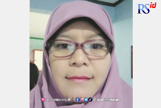 Siti Marwah Nuraeni, S.E, S.Pd