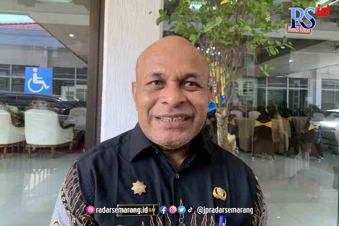 Ferinando Rad Bonay-Kepala Disdikbud Kendal. (DEVI KHOFIFATUR RIZQI/ JAWA POS RADAR SEMARANG)