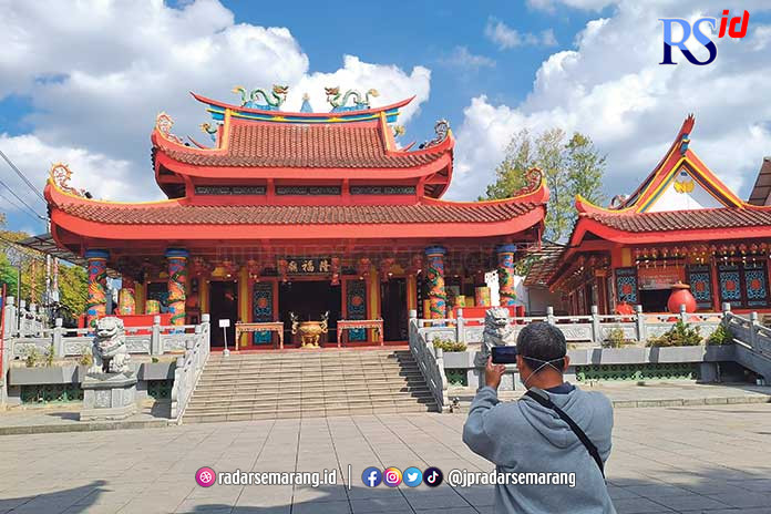 Kelenteng Liong Hok Bio Kota Magelang akan menjadi tempat istirahat para biksu yang menjalani ritual Thudong saat singgah di Kota Magelang. (ROFIK SYARIF/JAWA POS RADAR SEMARANG)