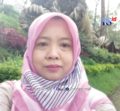 Ninik Yuliana Listianawati, S.Kom, M.Si