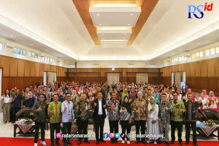 Festival Literasi Halal 2023 Jawa Tengah di Hall Kewirausahaan, Gedung Laboratorium Kewirausahaan Fakultas Ekonomi dan Bisnis (FEB) Undip Semarang, Kamis (22/6). (NUR CHAMIM/JAWA POS RADAR SEMARANG)