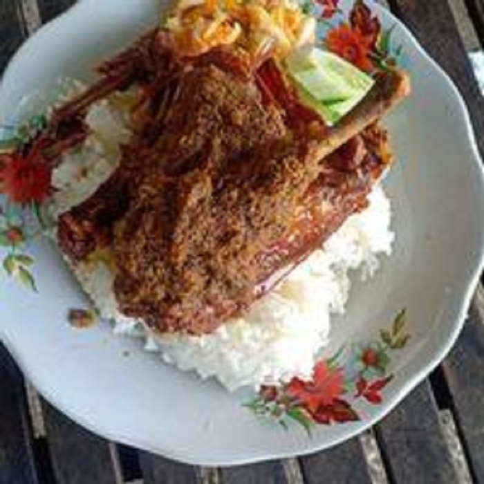 Bebek Seroja