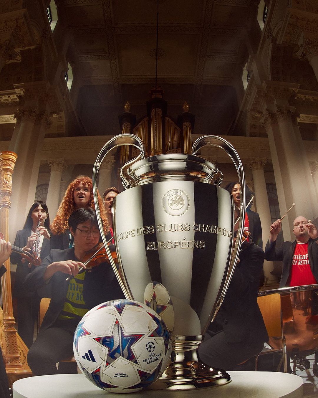 RESMI: Bola yang akan digunakan untuk UEFA Champions League 2023/2024. (Instagram @championsleague)