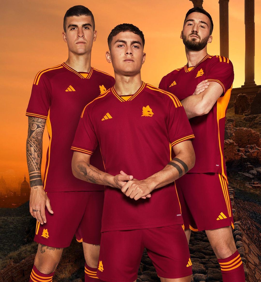 Jersey AS Roma. (Instagram: @officialasroma)