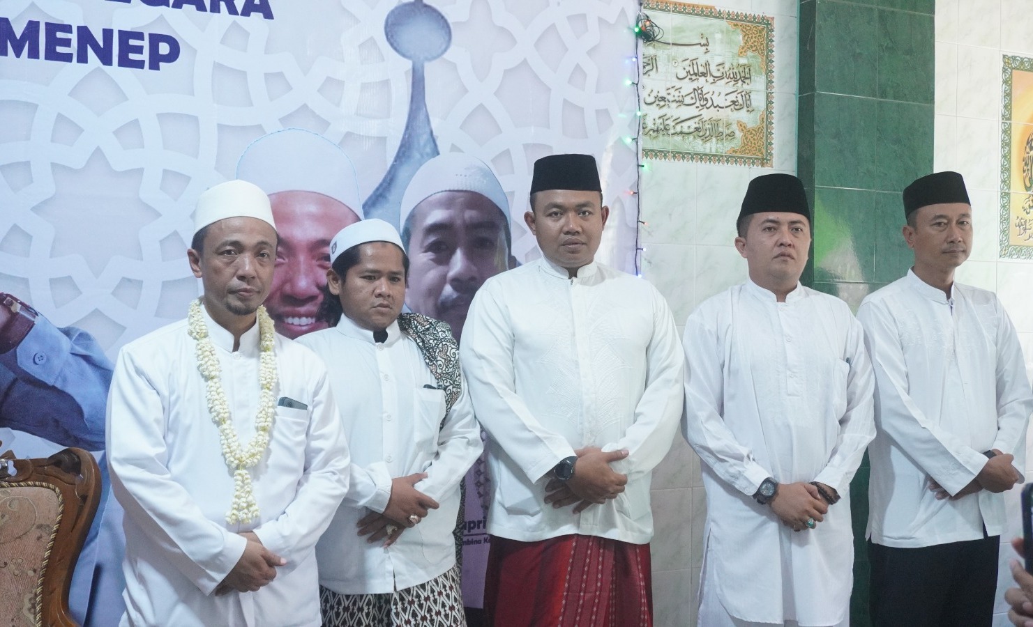 TELADANI NABI: KH. Musleh Adnan menghadiri perayaan maulid nabi di lingkungan Rutan Kelas II B Sumenep pada Jumat pagi (15/9). (HUMAS RUTAN UNTUK JPRM)