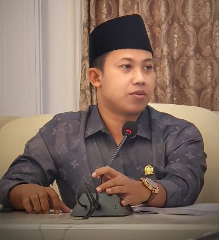 RAPAT: Ketua Pansus Perumdam Tirta Jaya Pamekasan Rida&rsquo;i. (DPRD PAMEKASAN UNTUK JPRM)