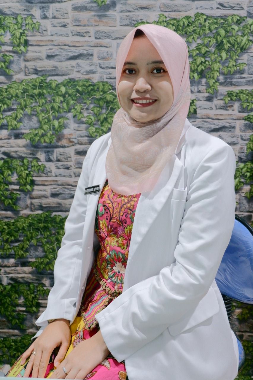 dr. Vitriyaturrida (Spesialis Jantung dan Pembuluh Darah)