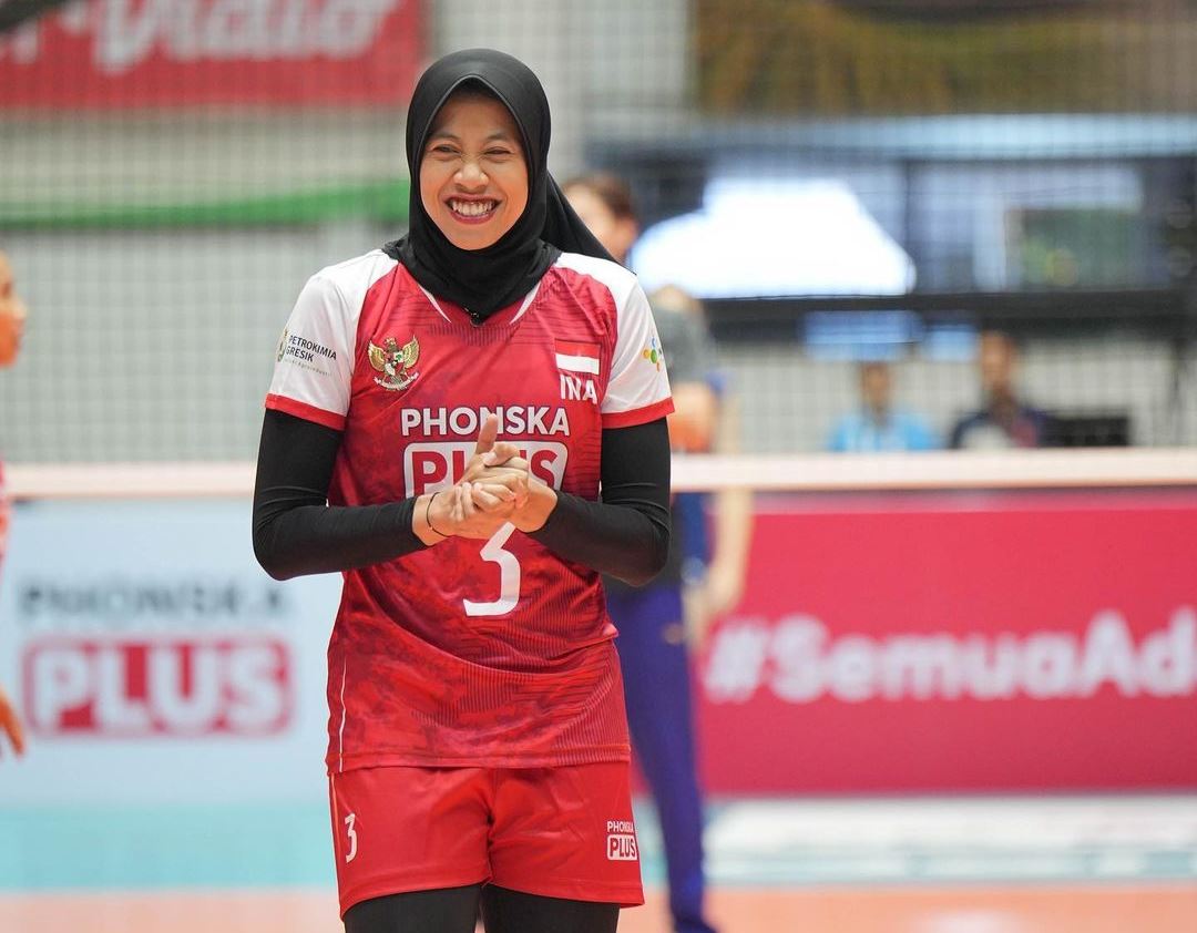 SEMANGAT: Megawati Hangestri kala memperkuat Timnas Voli Putri Indonesia. (IG: @megawatihangestrip)