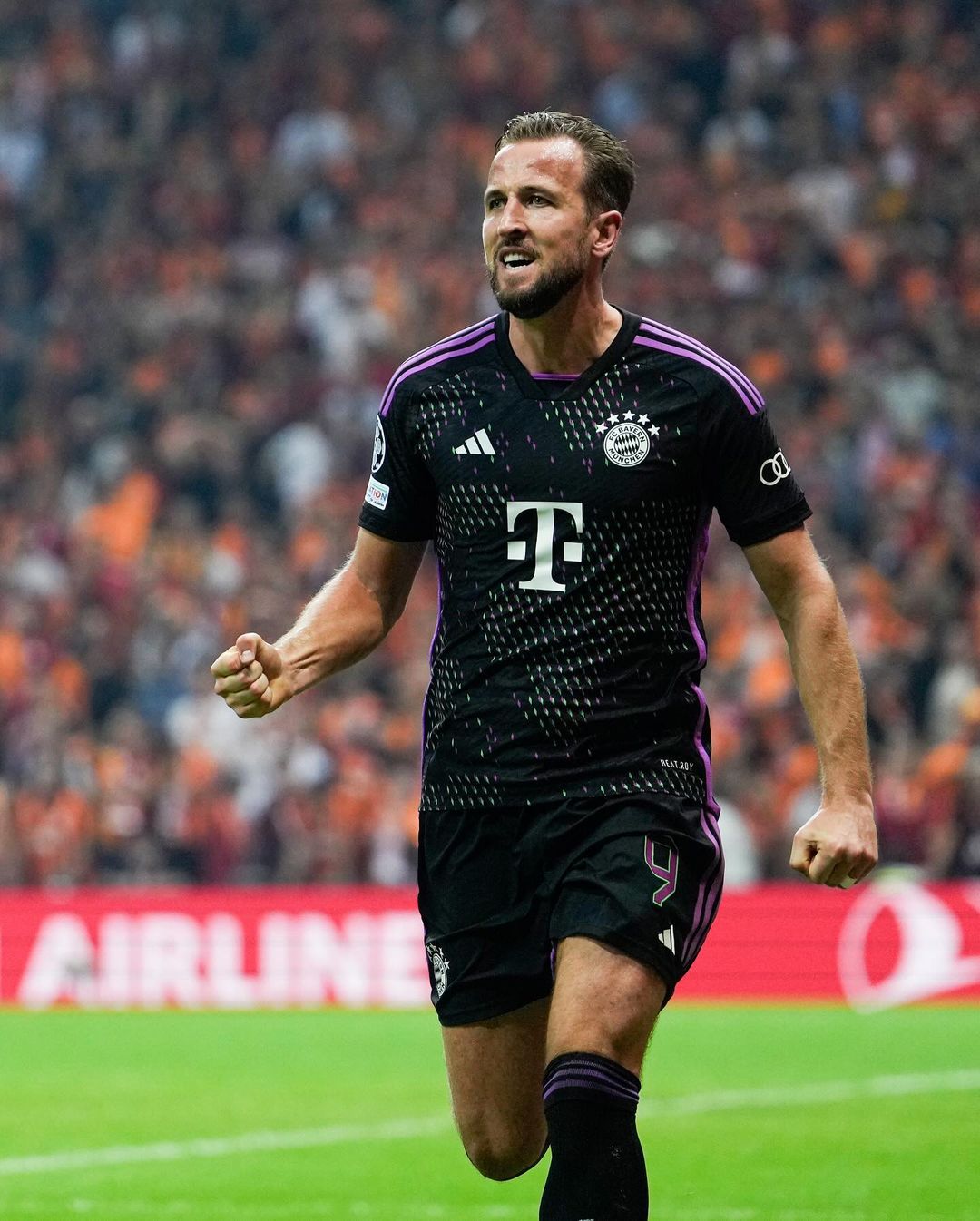 TAMBAH MONCER: Harry Kane semakin padu bersama Bayern Munchen. (IG: @fcbayern)