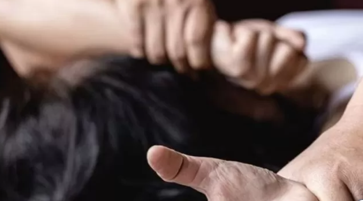 Koalisi Mahasiswa dan Pemuda Sepulu desak Polres Bangkalan meringkus enam tersangka lain dalam kasus dugaan pencabulan anak bawah umur di Kecamatan Sepulu. (jawapos)