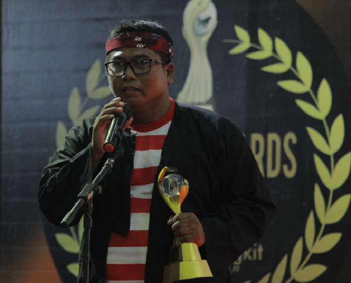 Moh. Saleh, Juara I Tokoh Kades Hebat Madura Awards 2022. (VIVIN AGUSTIN HARTONO/JPRM)