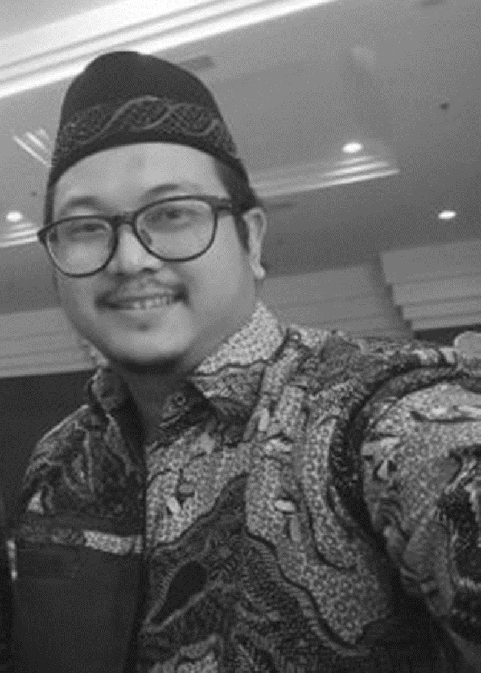 Dzikrulloh, Dosen Ekonomi Syariah Universitas Trunojoyo Madura.