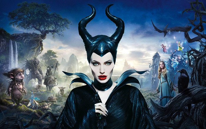 Angelina Jolie dalam peran Maleficent
