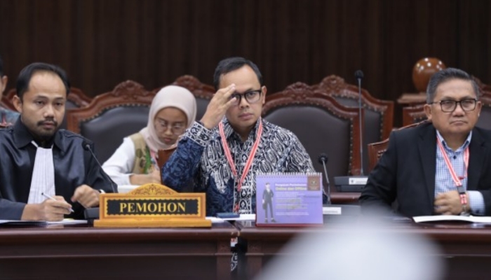 Kuasa Hukum pemohon atau penggugat tentang masa jabatan kelapa daerah ke MK.