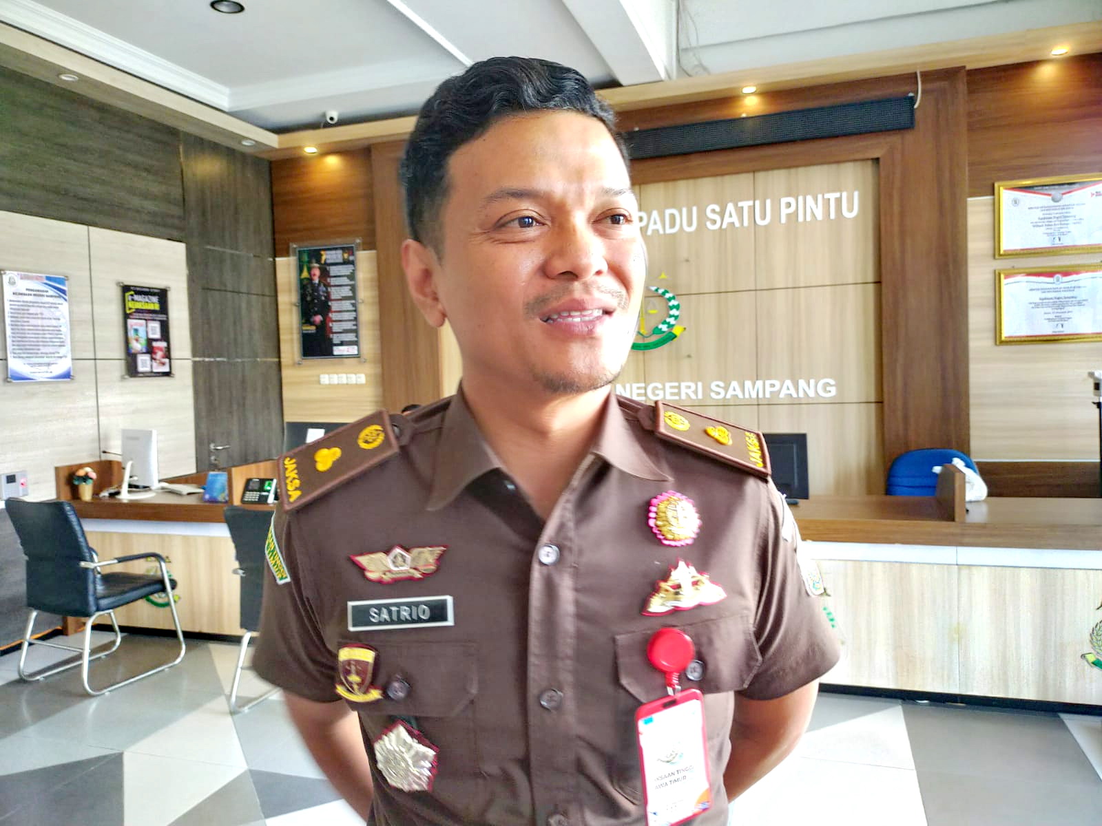 Kasipidsus Kejari Sampang TRI SATRIO WAHYU MURTHI. (ANIS BILLAH/JPRM)