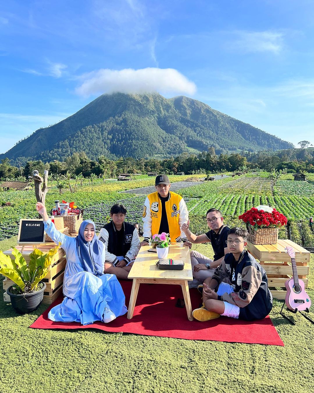 salah satu potret di sudut spot foto instagramable di cafe senja pagi, Magelang