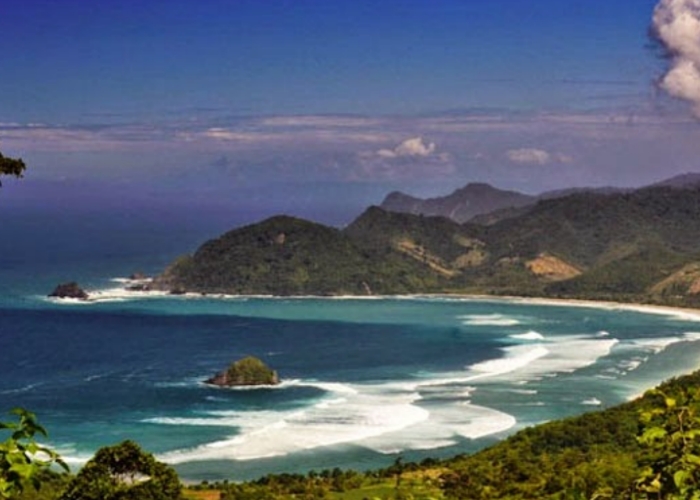 Teluk Mekaki di Sekotong Lombok