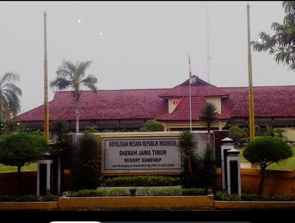 VIRAL: Anggota KPK RI dilaporkan memeriksa oknum perangkat desa di Mapolres Sumenep pada Rabu (17/1).