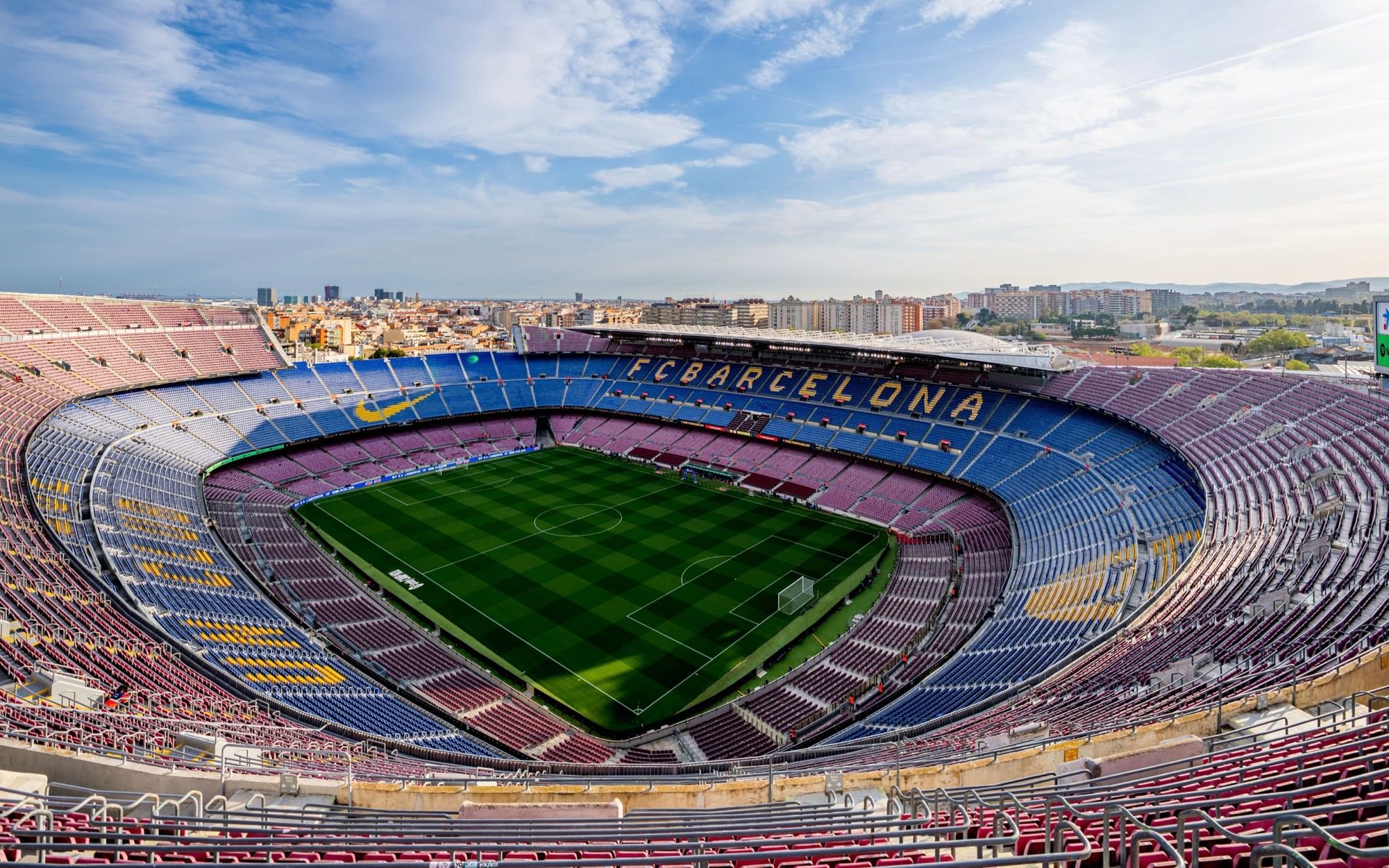 KANDANG SAKRAL: Stadion Camp Nou menjadi kandang FC Barcelona. (IG: @fcbarcelona)