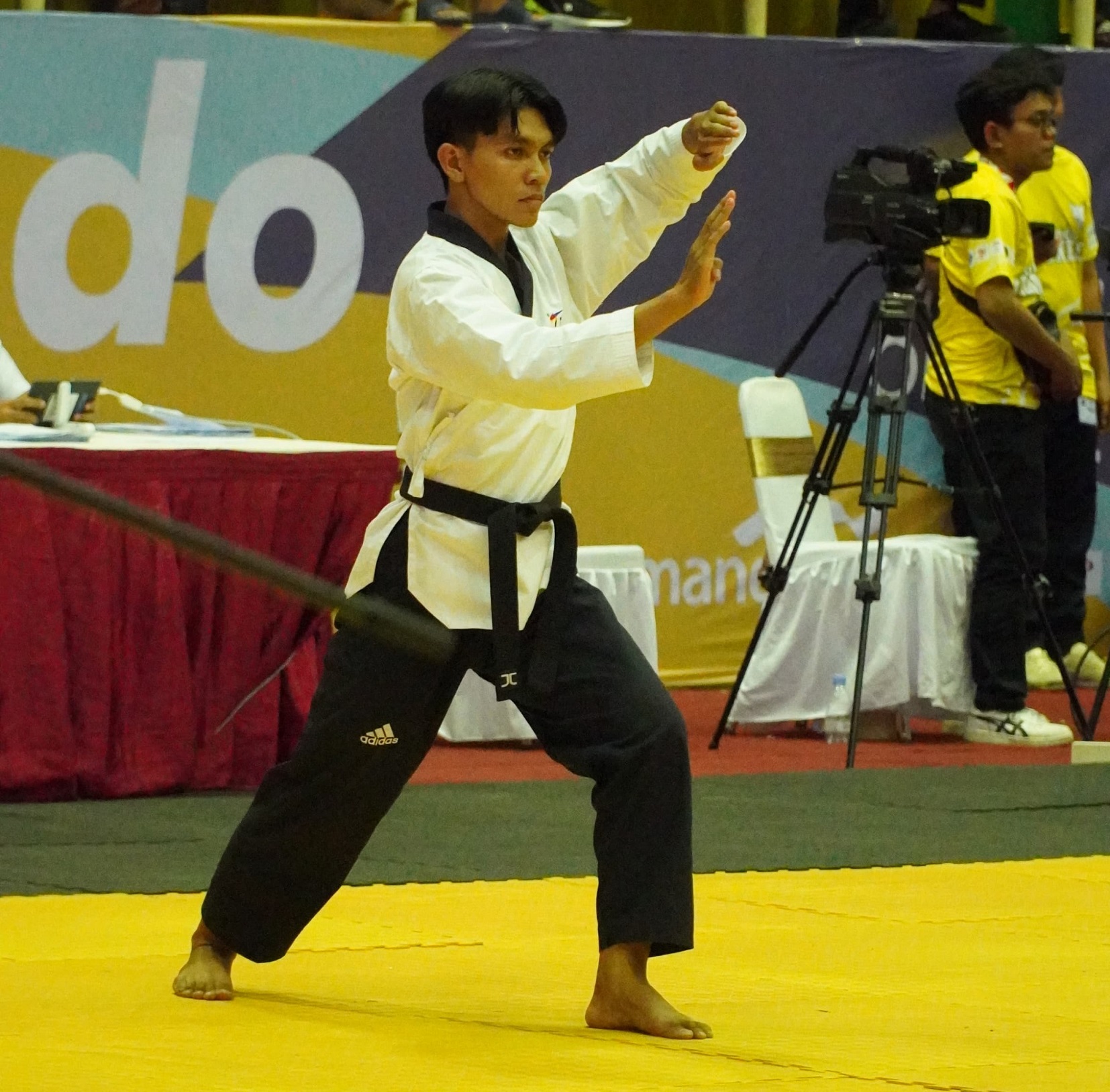 SEMANGAT: Atlet TI Pamekasan Raja Dewantara Putra mengikuti BK PON di Jakarta Timur, Senin, 30 Oktober 2023. (TI PAMEKASAN UNTUK JPRM)